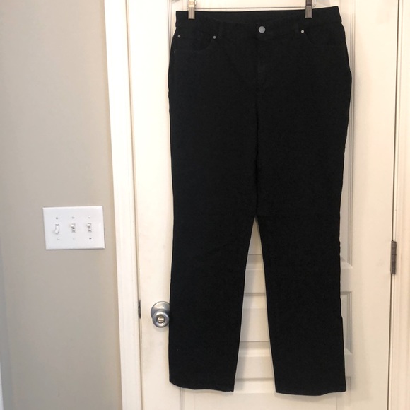 💗Súper cute & stretchy😊Fabulously Slimming by Chico’s Black Jeans😊NWOT Size 2 - Picture 1 of 3